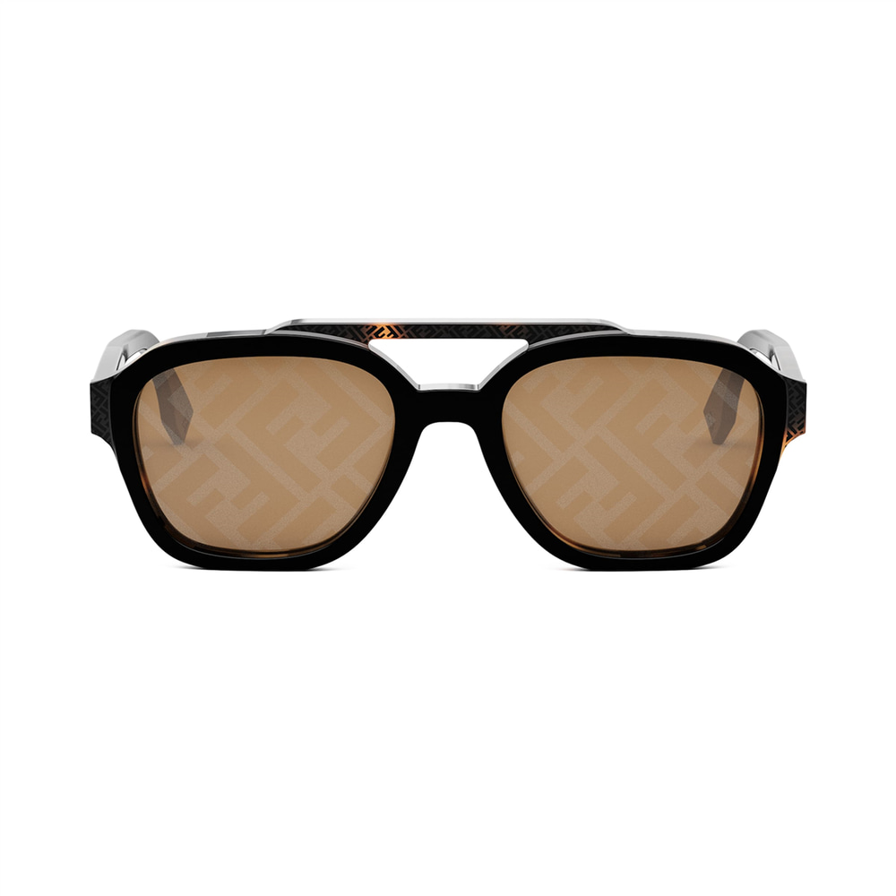 Fendi FE 40076U 01L