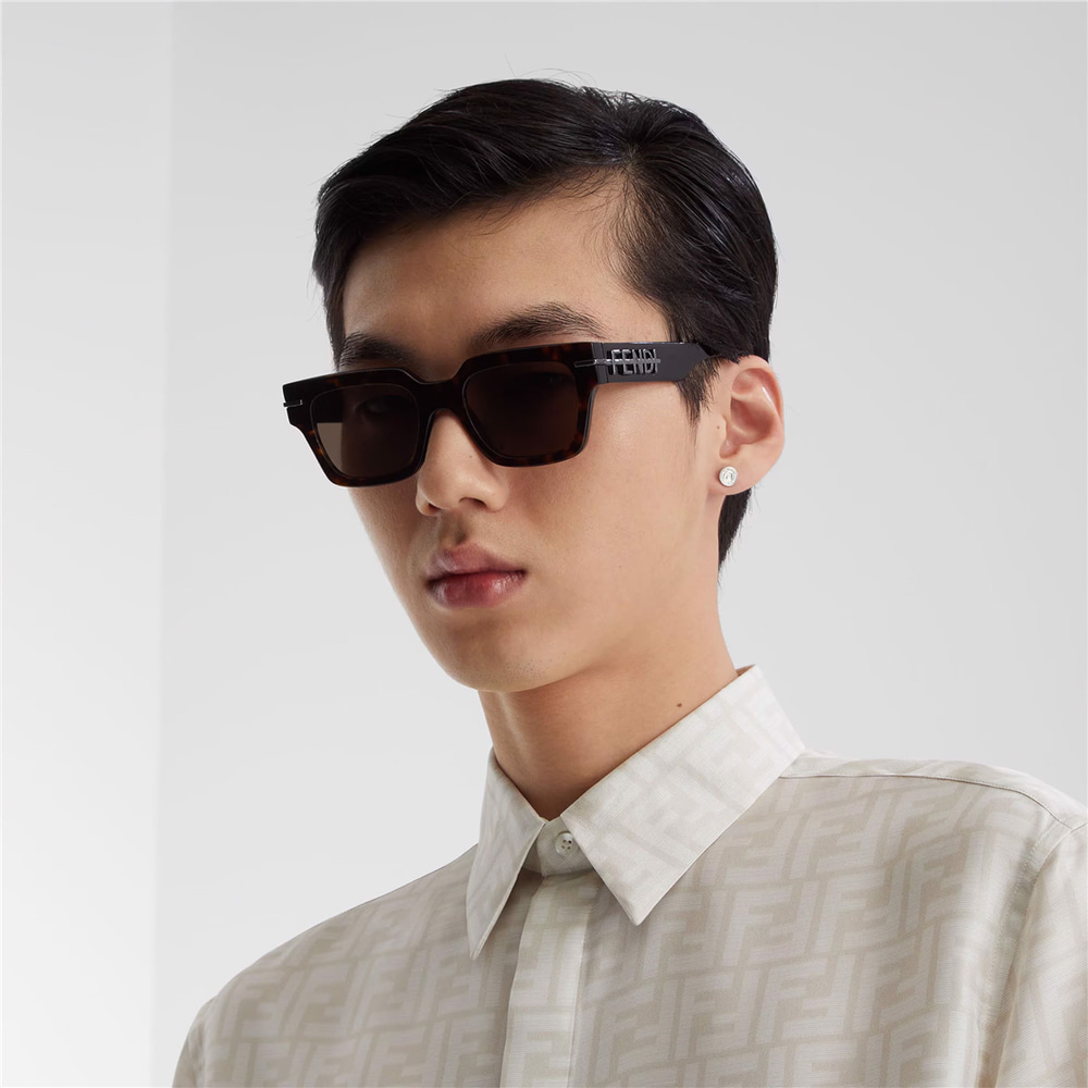 Fendi FE 40078I 52E