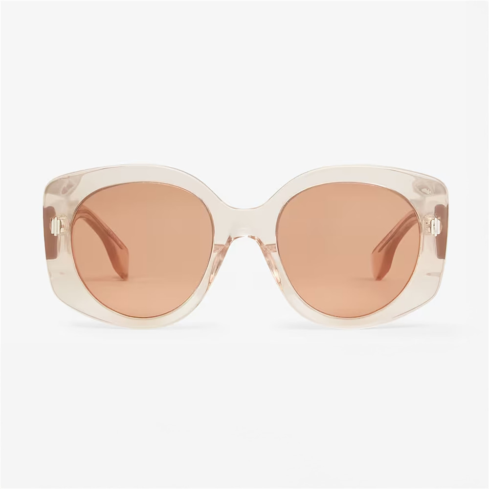 Fendi Roma FE 40137I 72Y