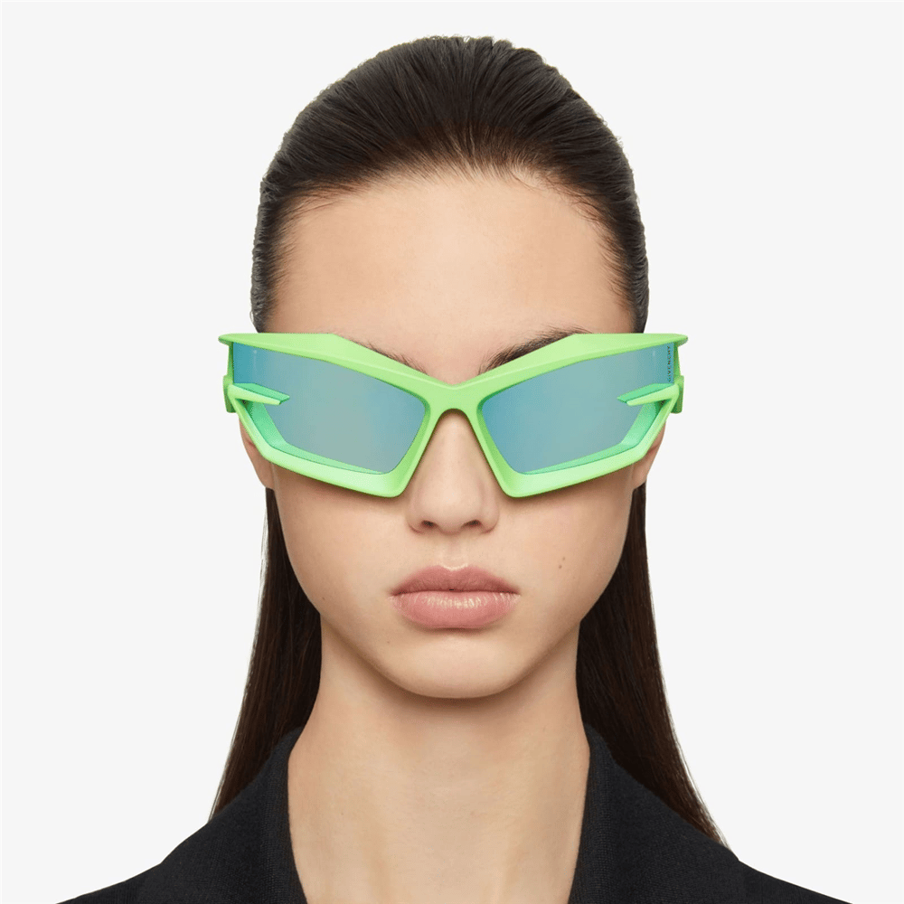 Givenchy Giv Cut GV 40049U 94C