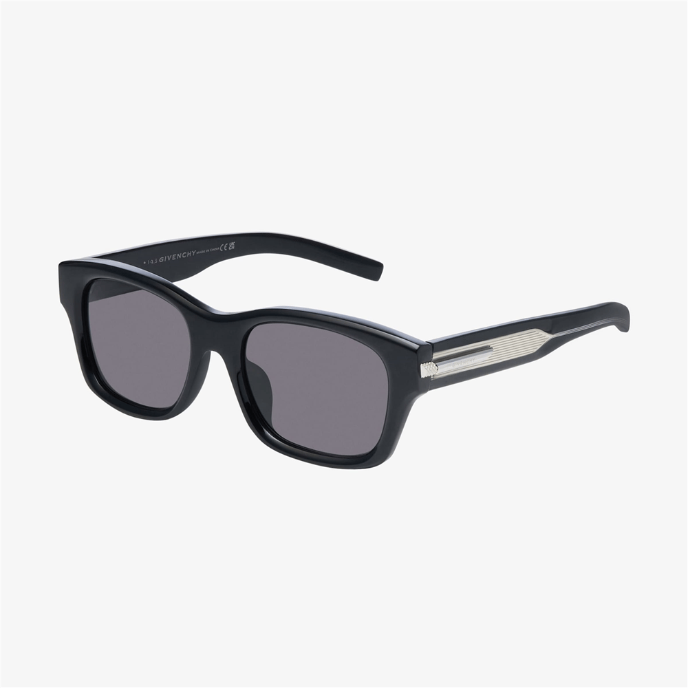 Givenchy Gv One GV 40090I 01A