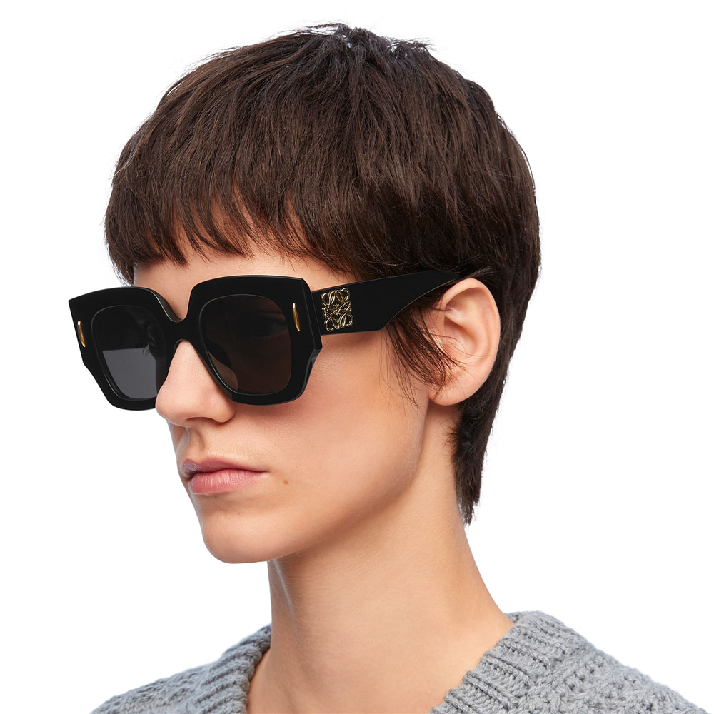Loewe Square Screen LW 40129U 01A