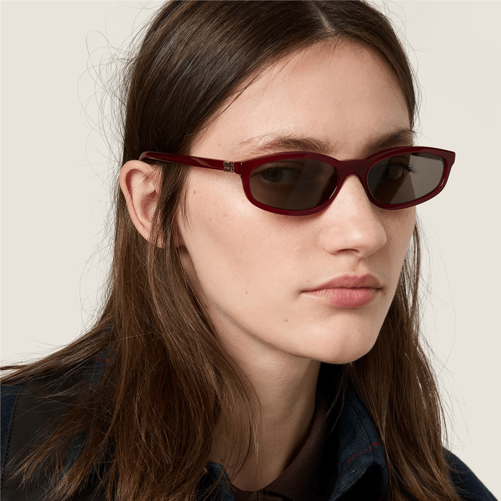 Miu Miu MU A06S 21I80Q 54 - Bordo Kadın Güneş Gözlüğü