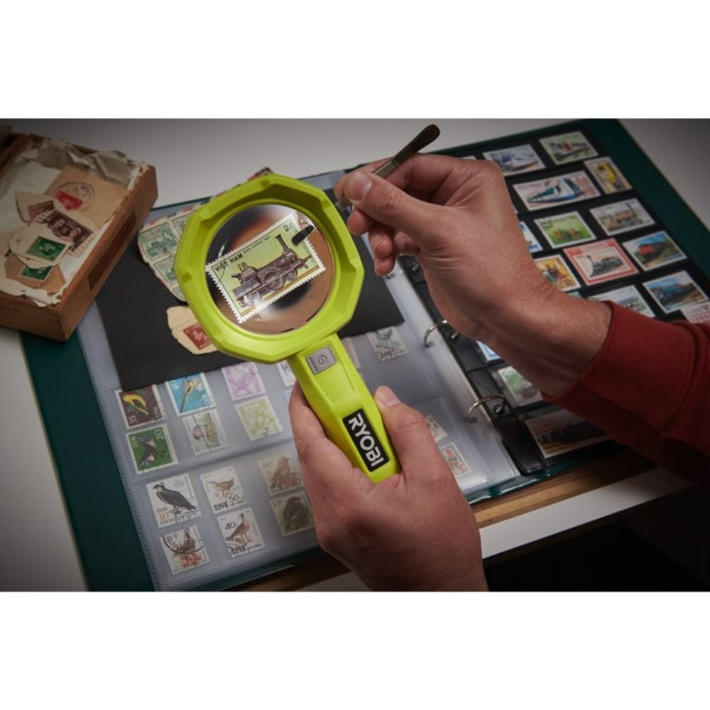 RYOBI RML4-120G Akülü Büyüteçli Led Lamba 4V Li-Ion