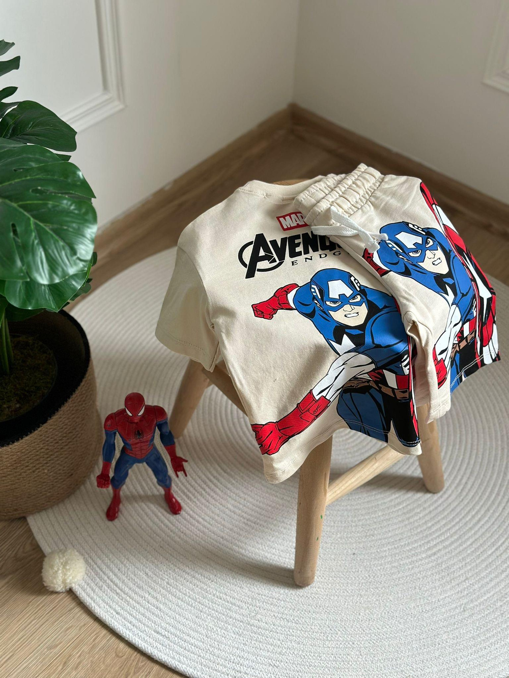 Captain America Sırt Baskılı Şortlu Takım