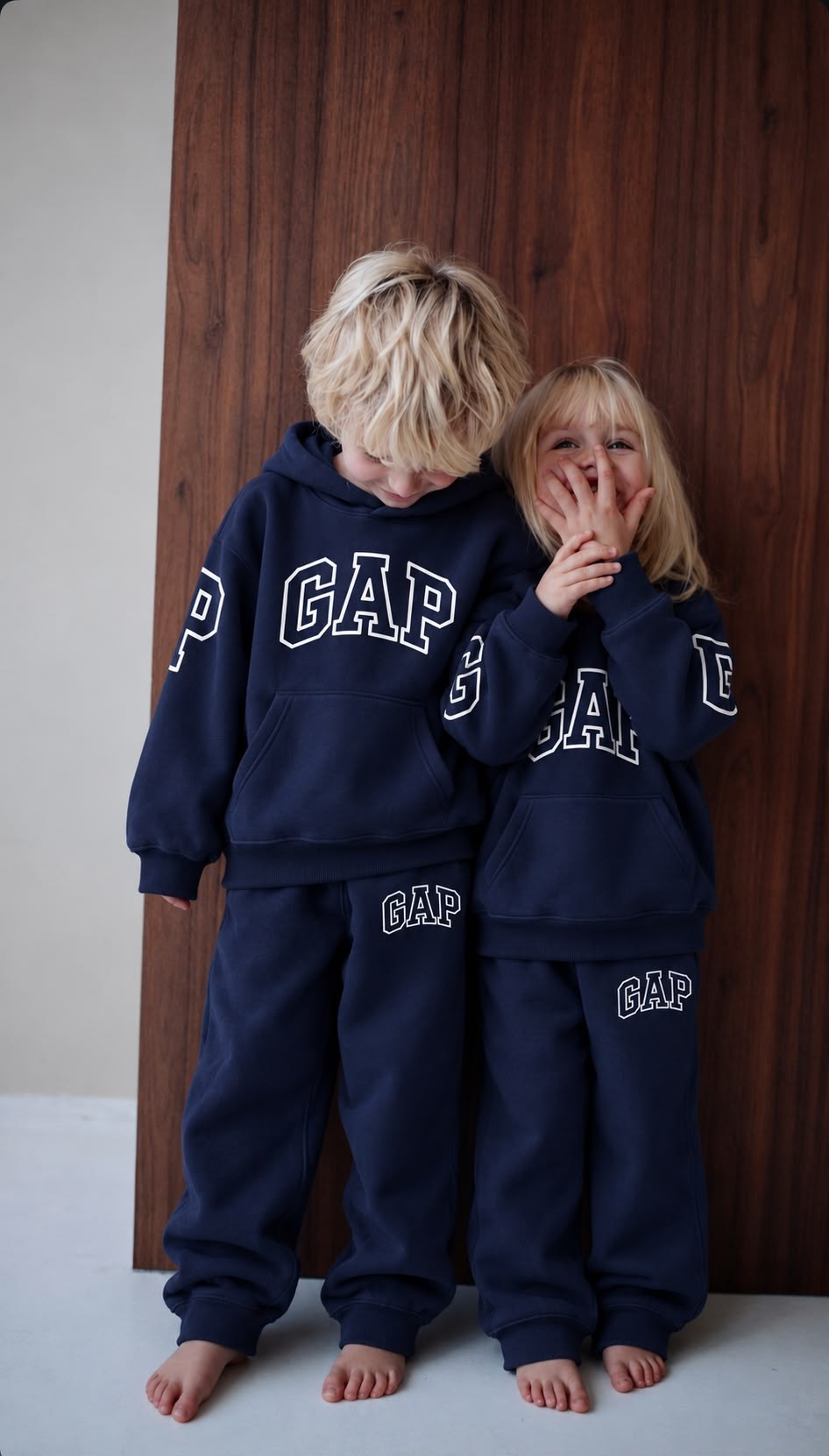 Kapüşonlu Cepli Gap Eşofman Takımı