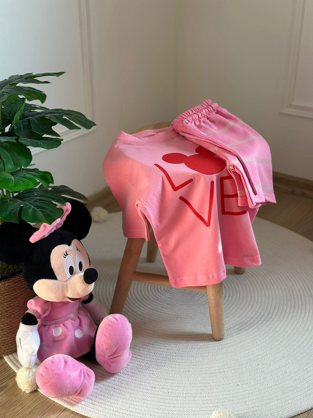 Love Mickey Çizgili Şortlu Takım