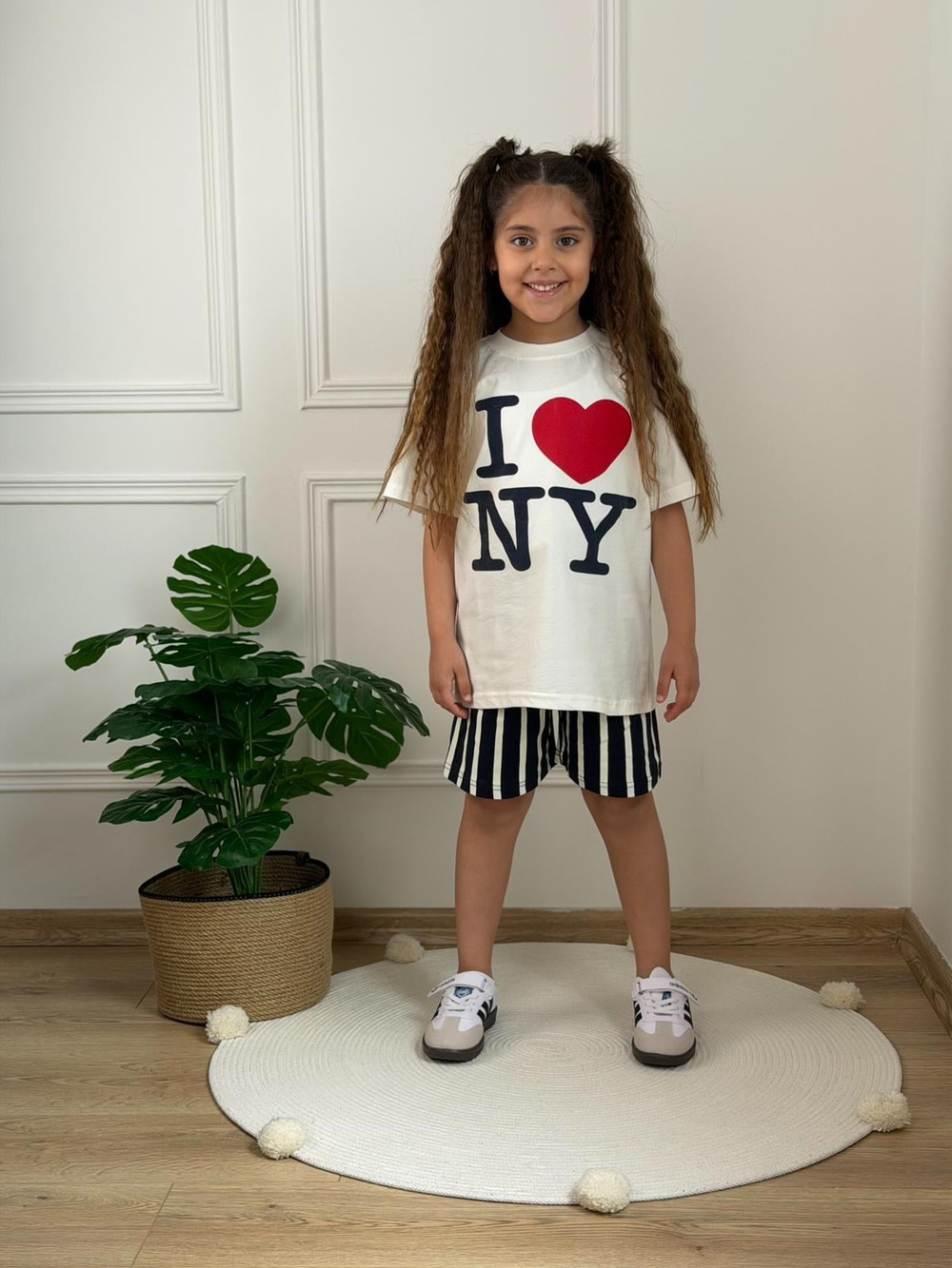 Love NY Çizgili Şortlu Takım
