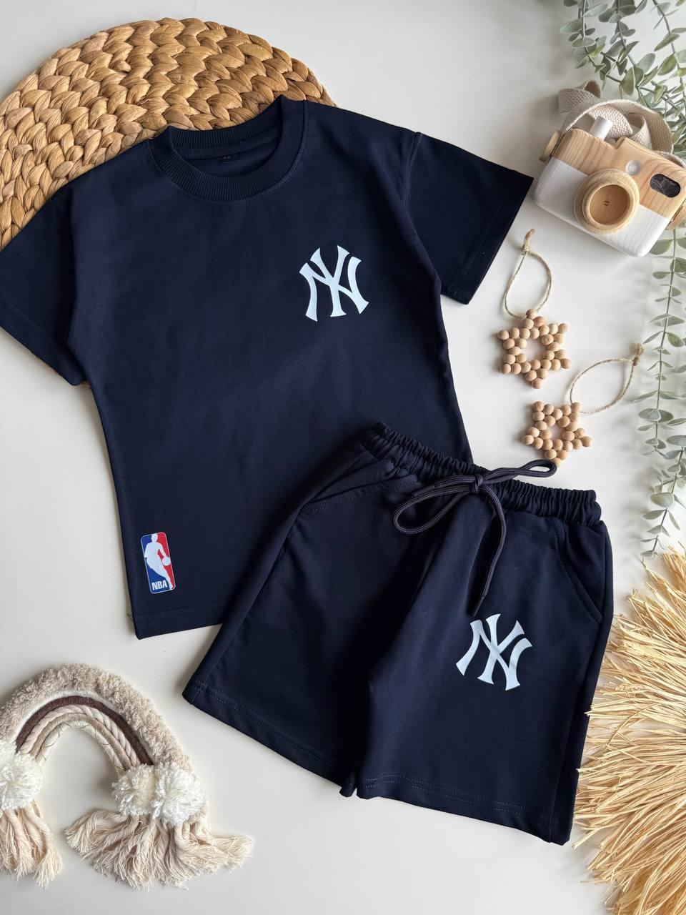 NY Baskılı Şortlu Takım