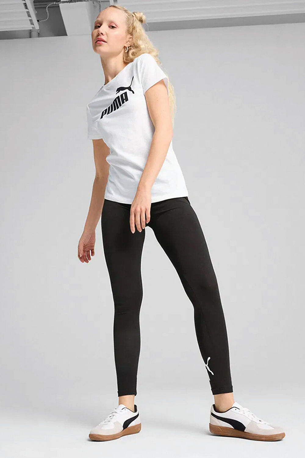Puma ESS No.1 Logo Tee Kadın Baskılı T-Shirt Beyaz Renk