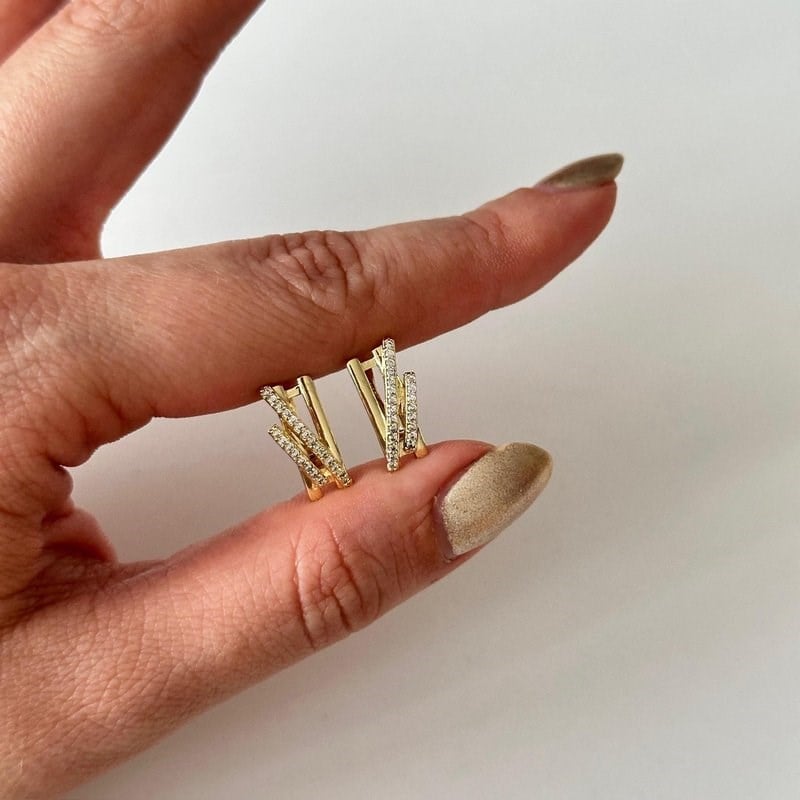 14K Altın Kaplama Eğik Çizgi Küpe