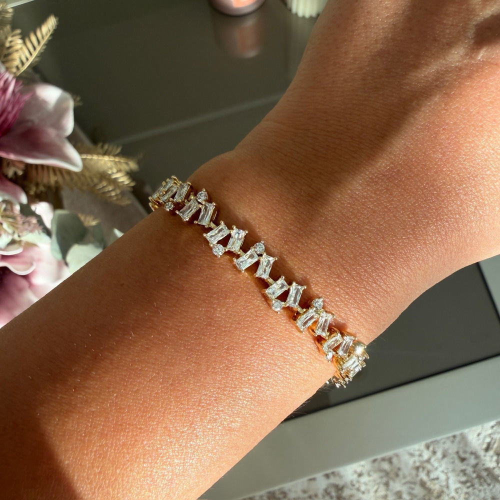 14K Özel Seri Baget Taşlı Suyolu Bileklik (17+2 cm)