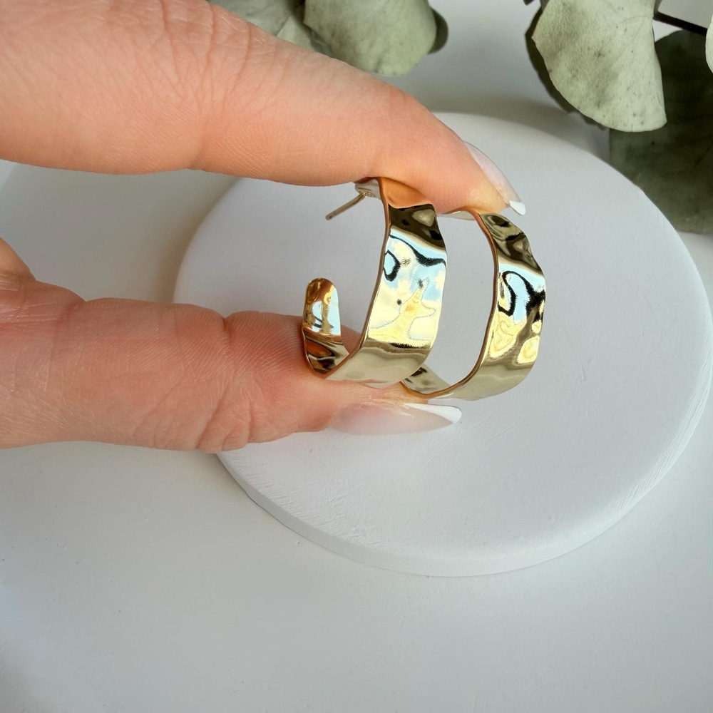 14K Özel Seri Dalgalı C Küpe