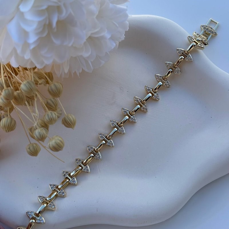 14K Özel Seri Zirkon Taşlı Geometrik Gold Bileklik (17+2 cm)