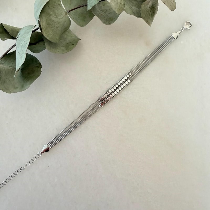 5 Zincirli Boncuk Detaylı Bileklik (17+5 cm)