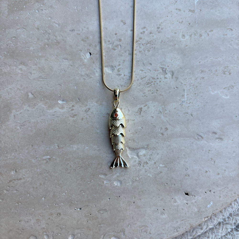 Gold Balıklı Çelik Kolye 