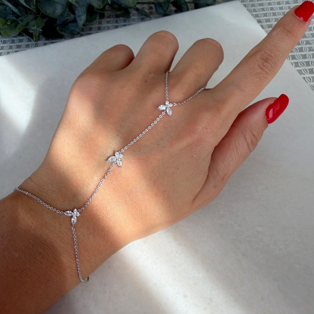 Kelebek Figürlü Silver Şahmeran