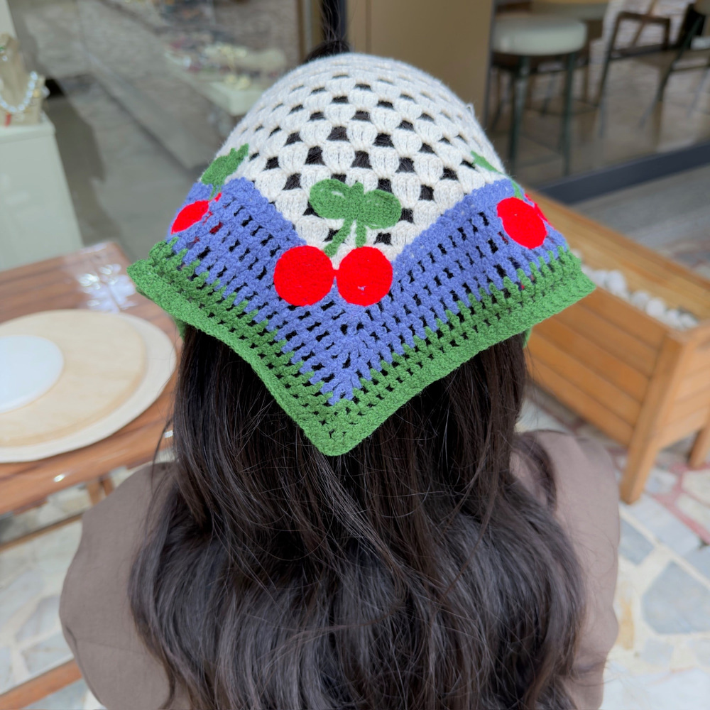 Kiraz Desenli Bandana 