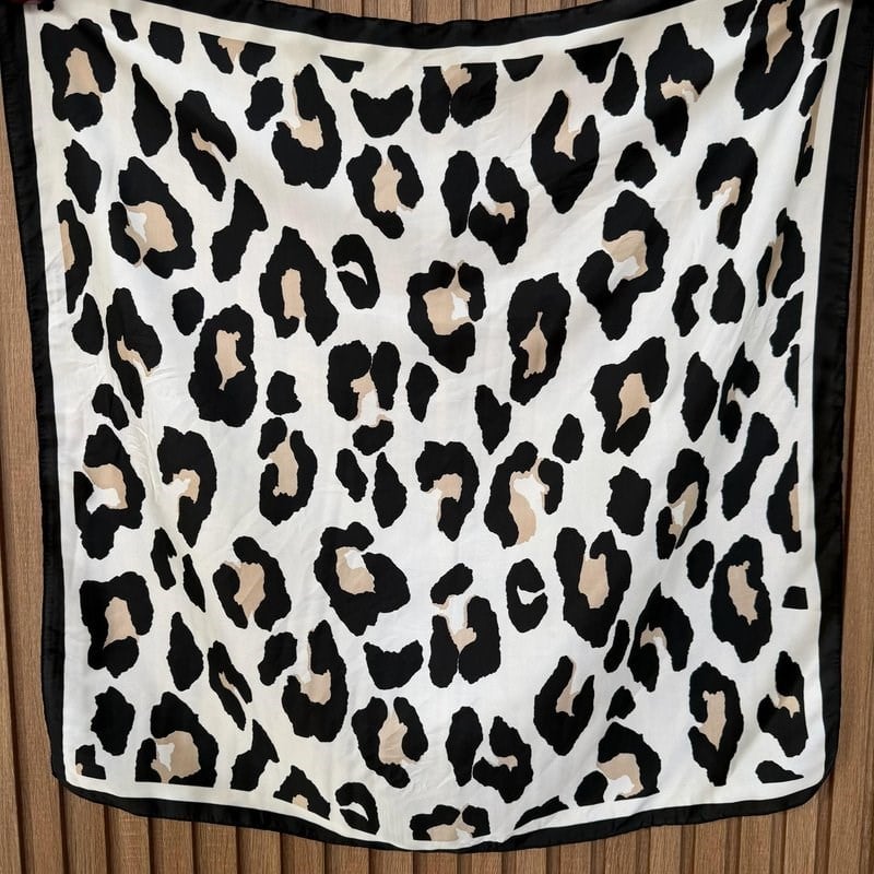 Krem Siyah Leopar Desen Fular (70x70)