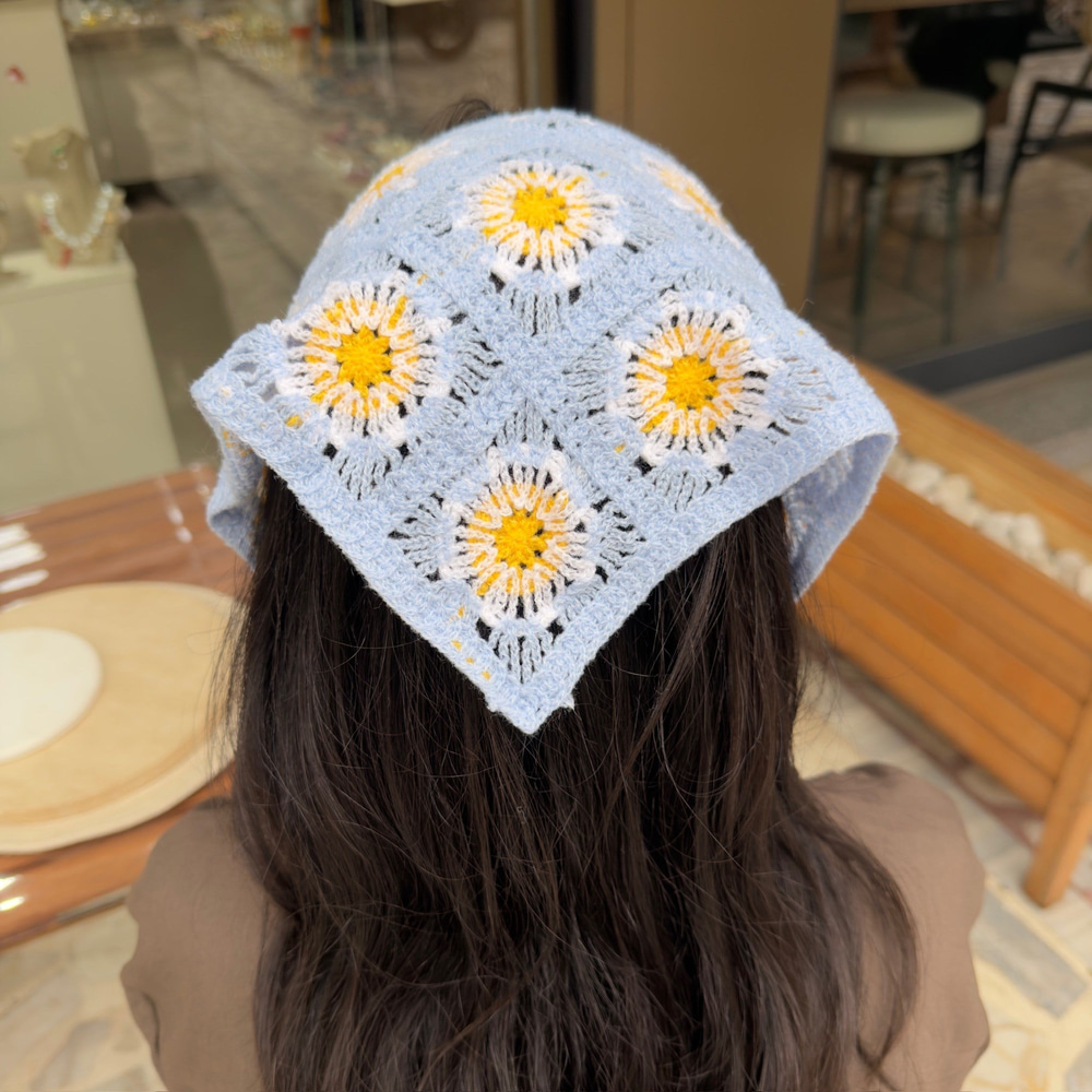 Papatya Desenli Bandana