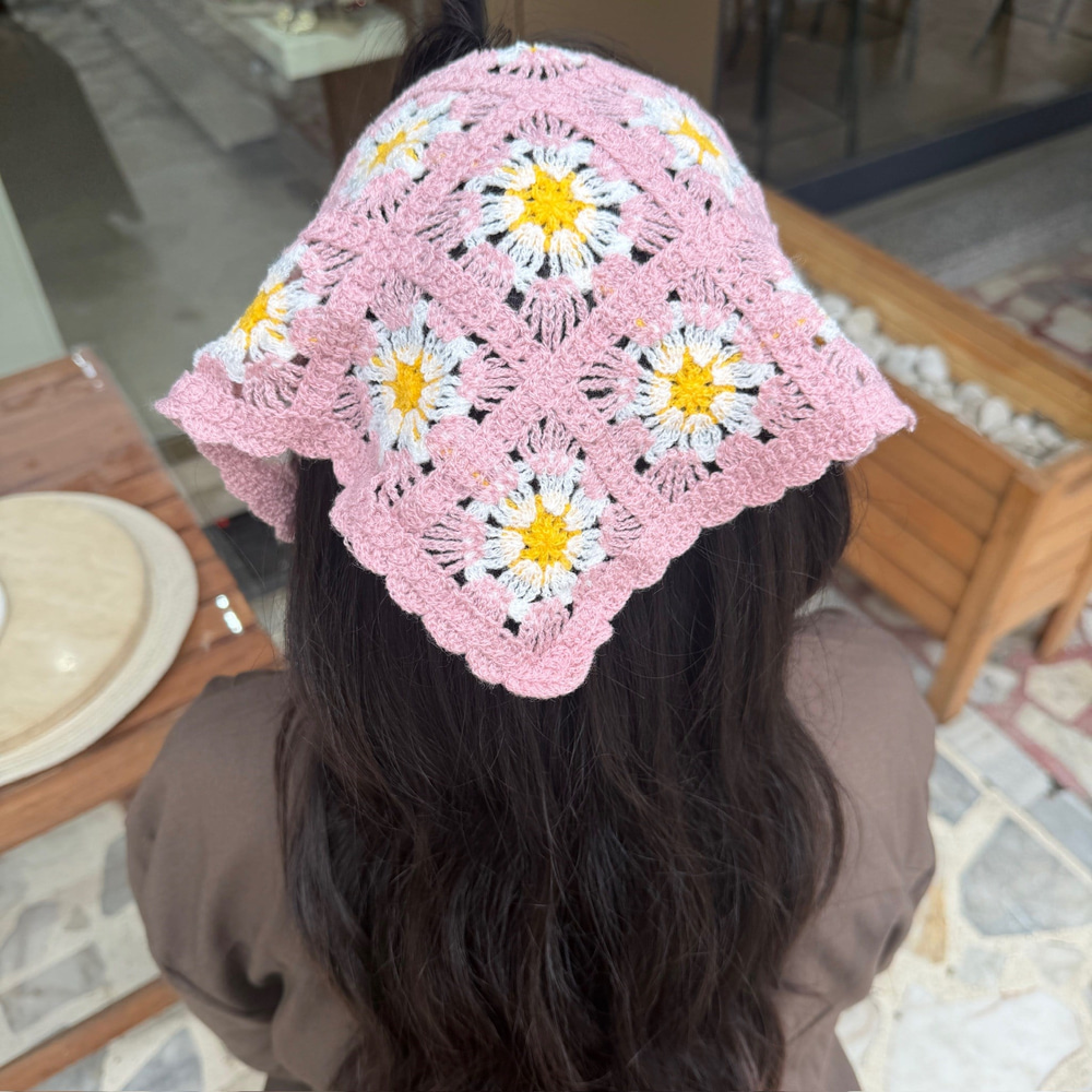 Papatya Desenli Bandana