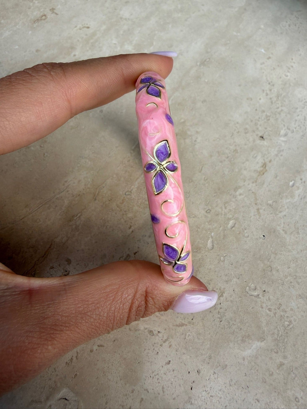 Pembe Mor Çiçekli Mineli Kelepçe