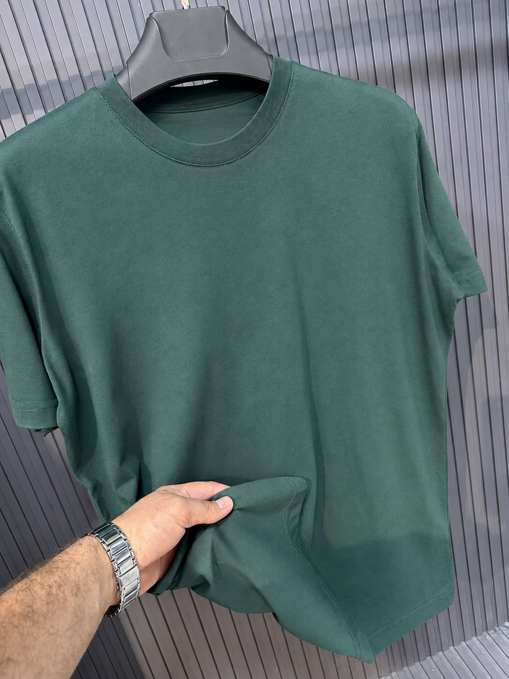 LC METAL LOGO RAHAT KALIP YEŞİL ERKEK TSHIRT