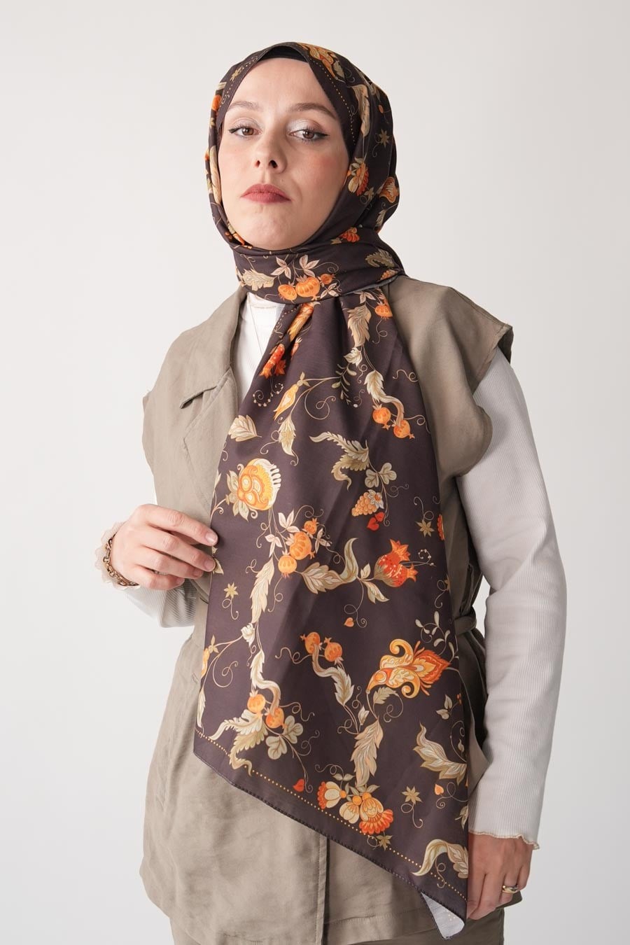 Wild Bloom Desen Soft Şal Kahverengi