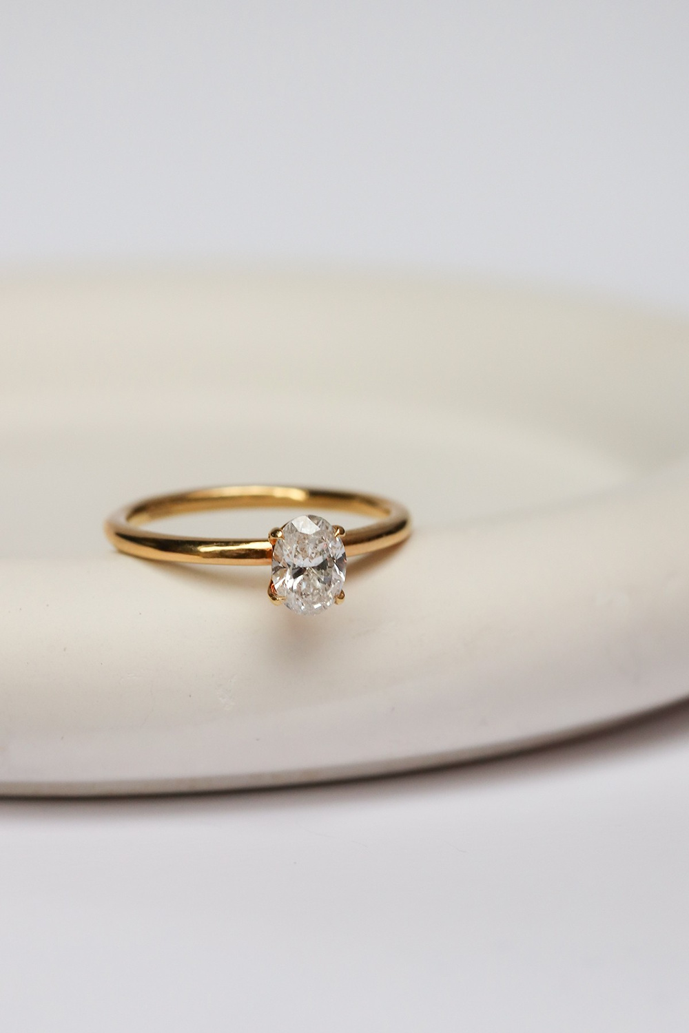 Oval Pırlantalı Tektaş 0.70 Ct