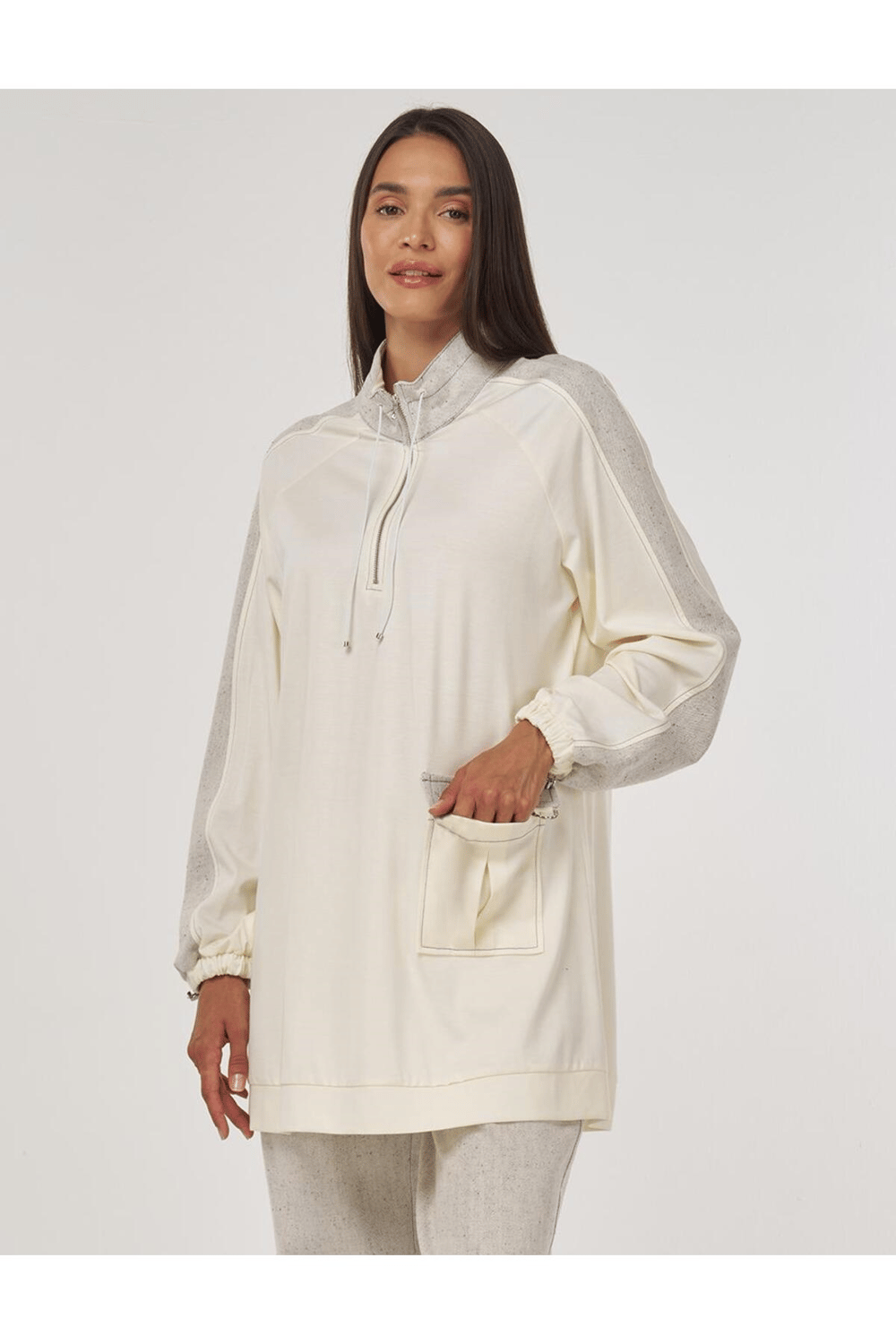 Kayra Kumaş Garnili Dik Yaka Sweatshirt Ekru