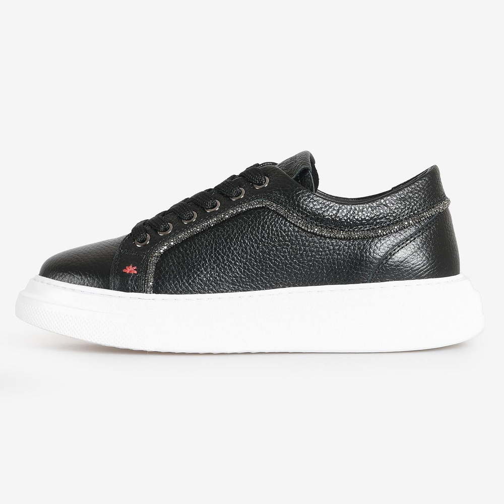 Siyah Deri Bağcıklı Kadın Sneaker