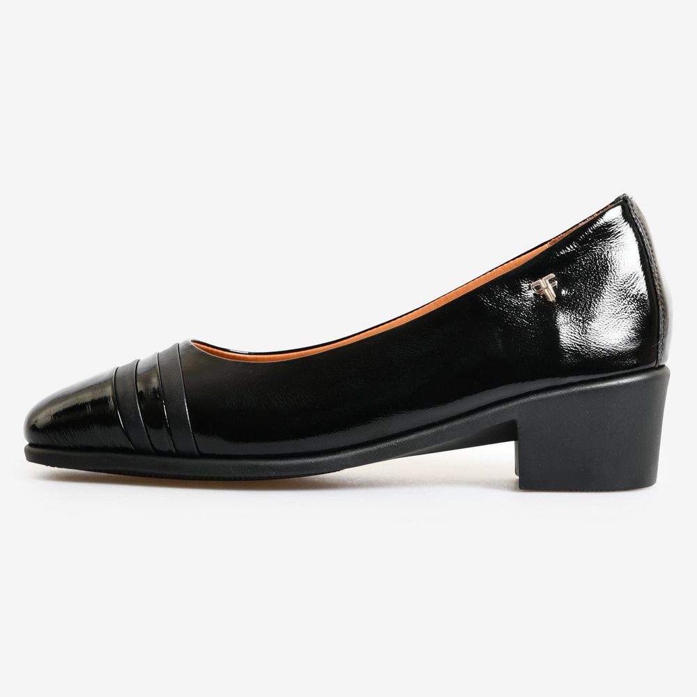 Siyah Rugan Topuklu Kadın Loafer