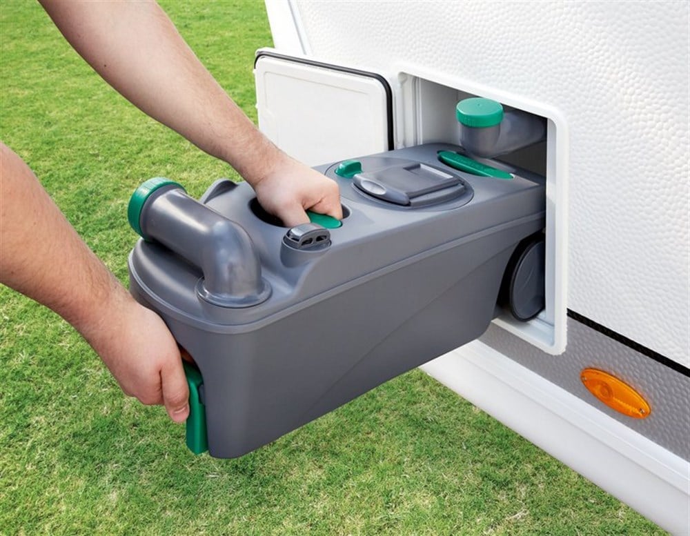 Thetford Karavan Servis Kapısı 3 385x335 mm 
