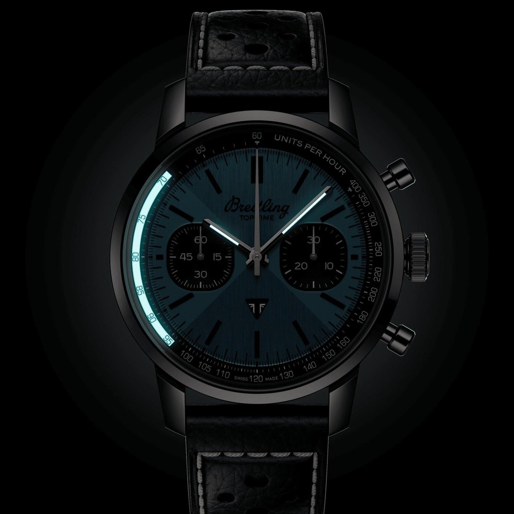 Breitling TOP TIME TOP TIME B01 TRIUMPH