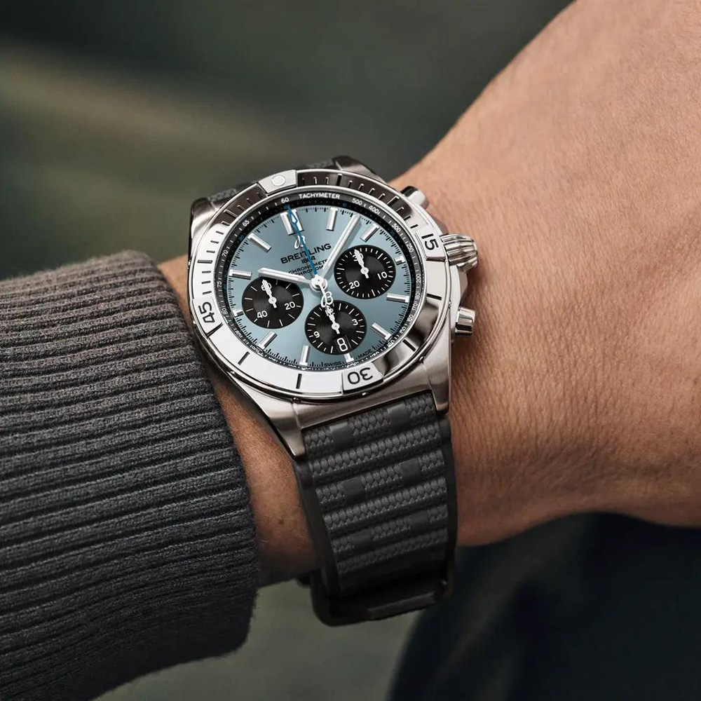 Breitling CHRONOMAT B01 42