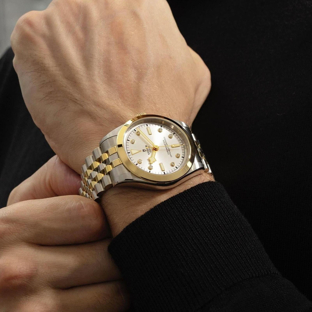 Tudor Black Bay 