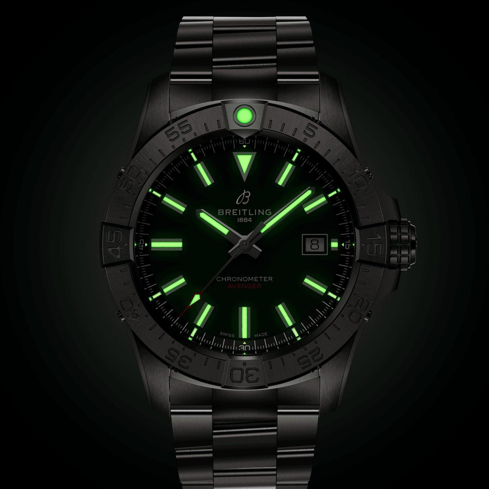 Breitling AVENGER AUTOMATIC 42