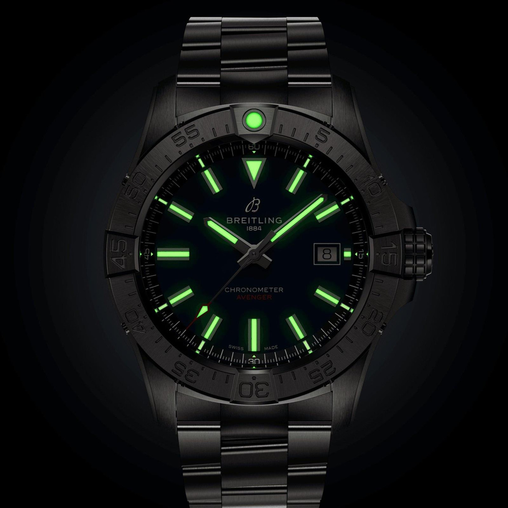 Breitling AVENGER AUTOMATIC 42