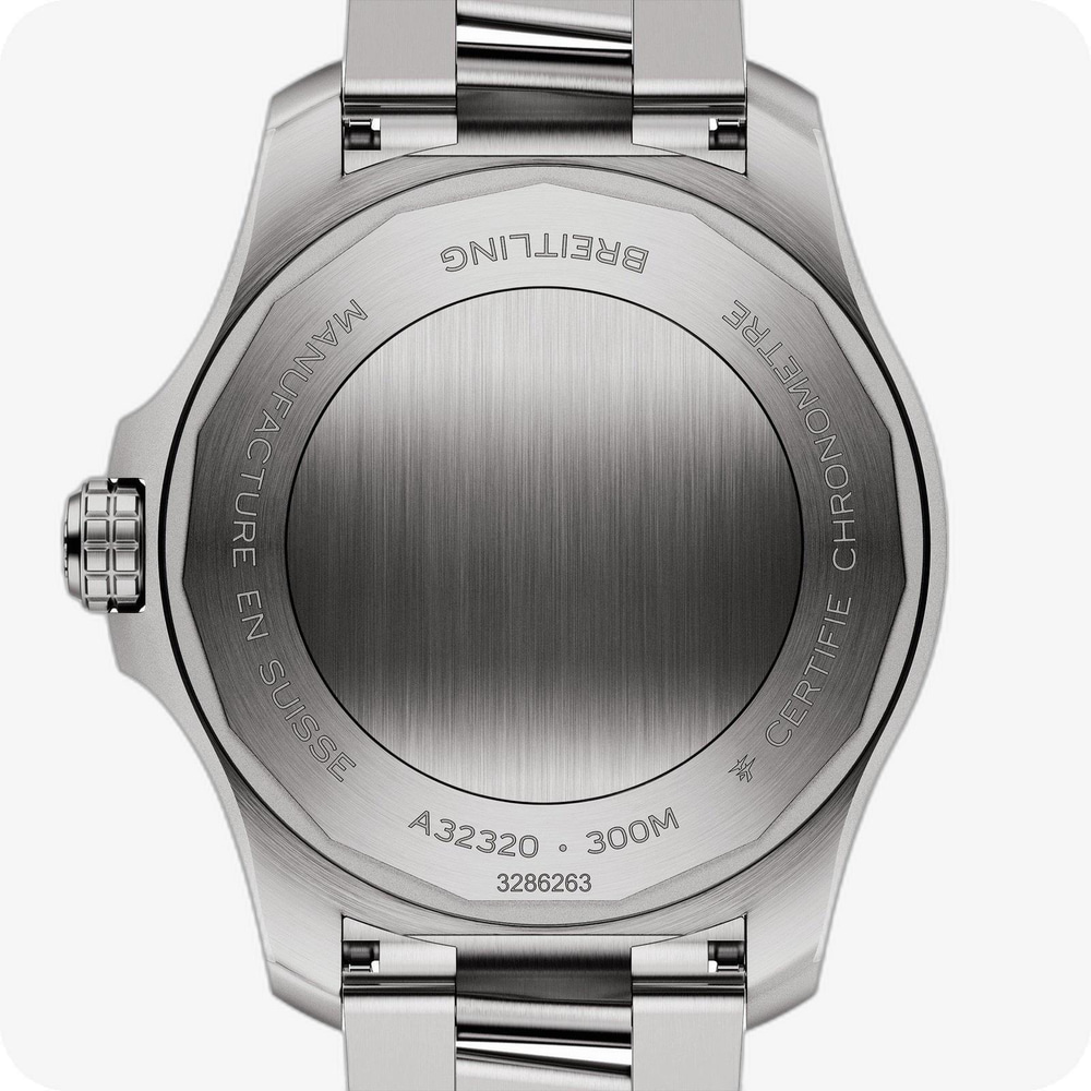 Breitling AVENGER AVENGER AUTOMATIC GMT 44