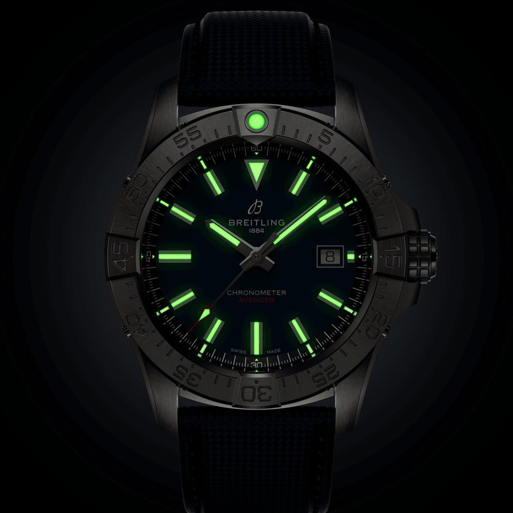Breitling AVENGER AUTOMATIC 42