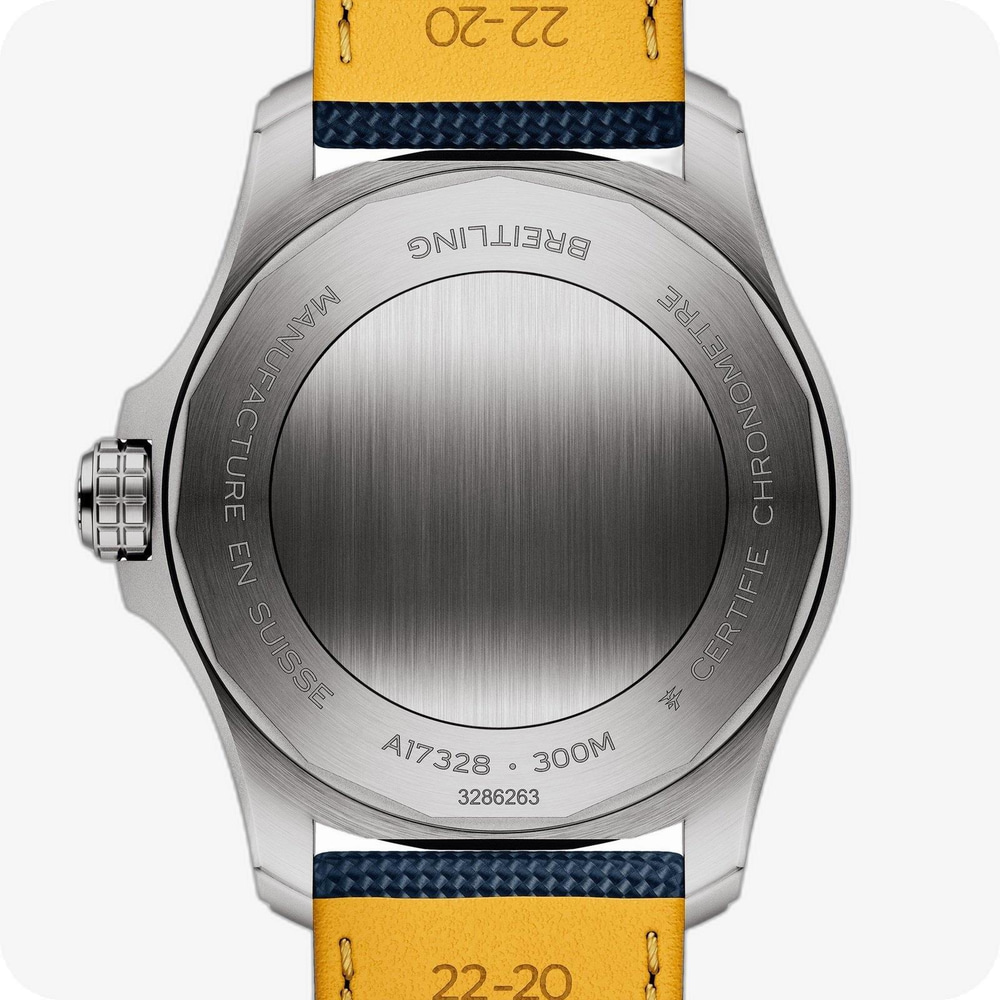 Breitling AVENGER AUTOMATIC 42