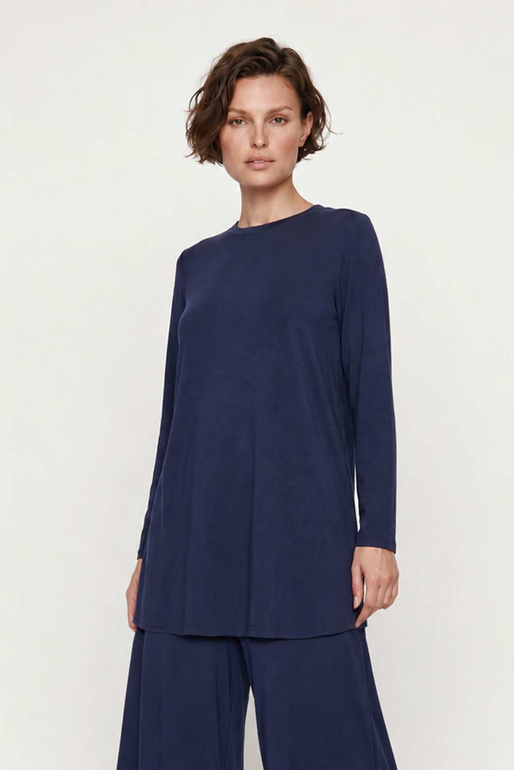 RAYON YUVARLAK YAKA BASIC UZUN BLUZ