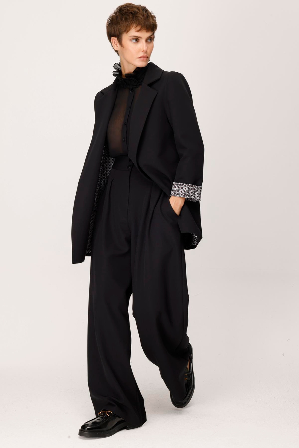 KREP PİLELİ ÖNDEN ÇITÇITLI PANTALON