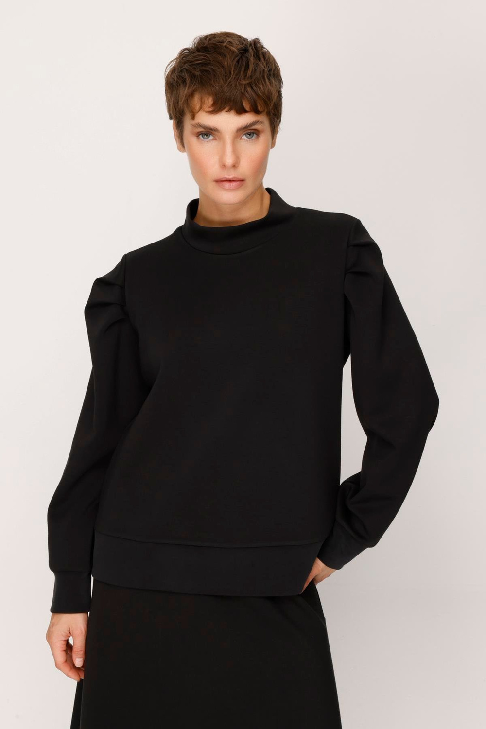 MODAL OMUZU BÜZGÜLÜ KISA SWEATSHIRT