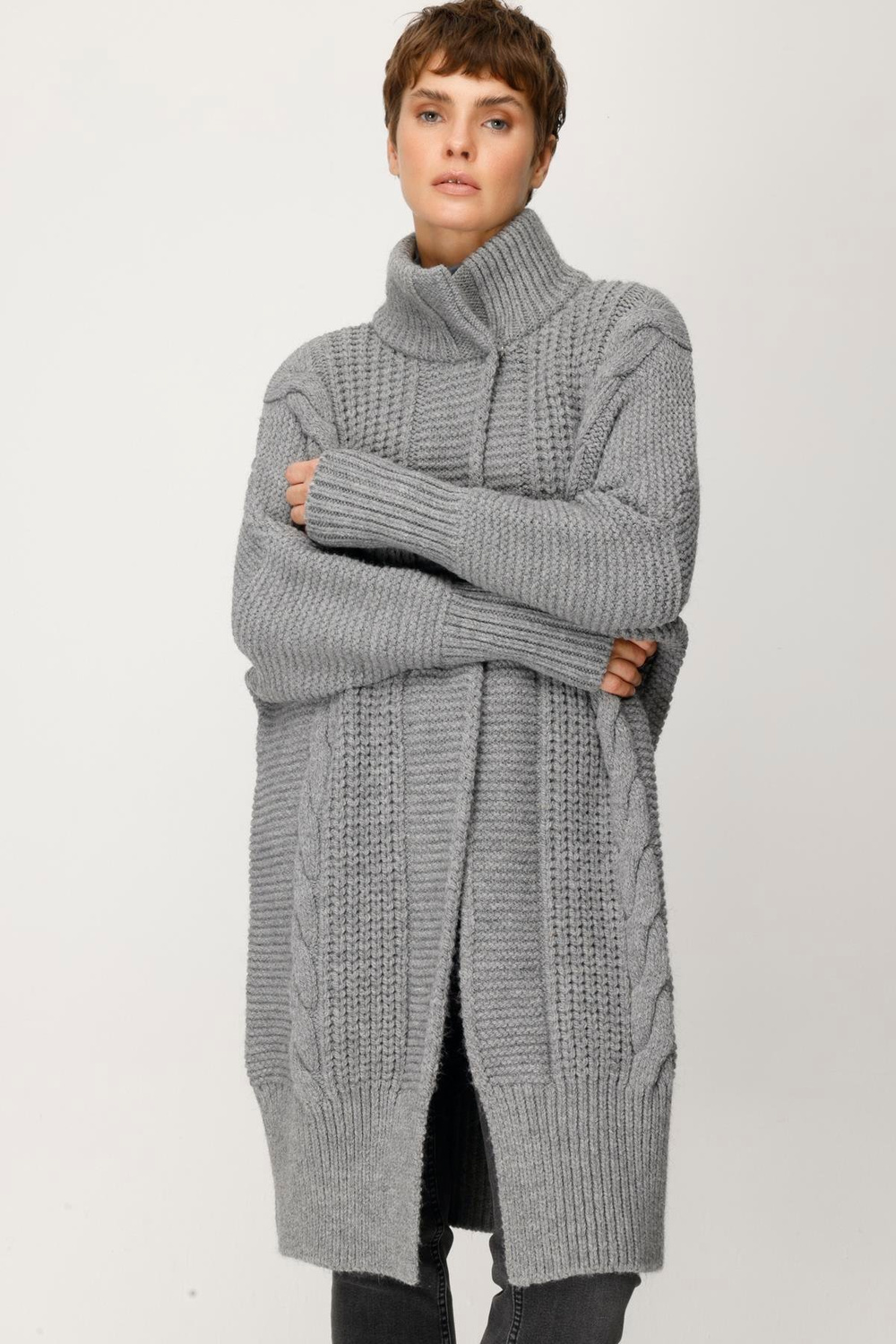 TRİKO YARASA KOL HAKİM YAKA SAÇ ÖRGÜLÜ HIRKA