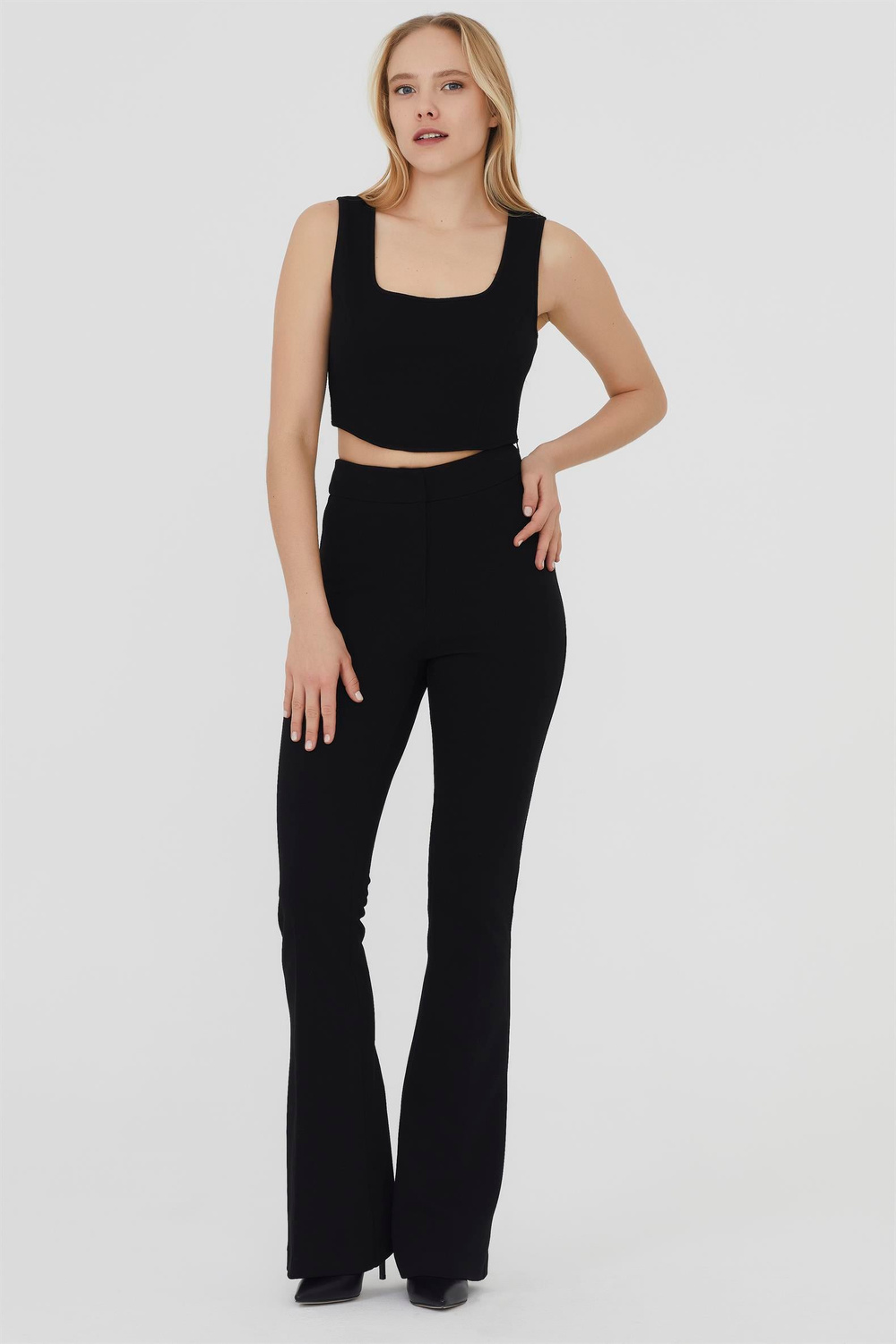 TEXTURED BUSTIER TROUSERS SUIT
