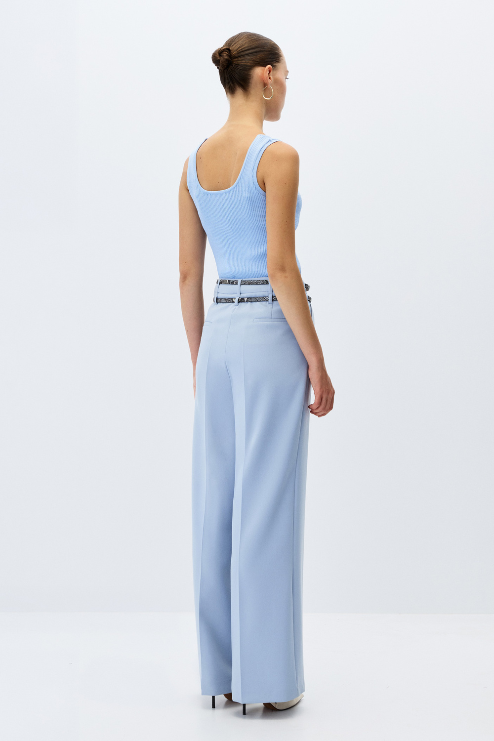 Çift kemerli pantolon