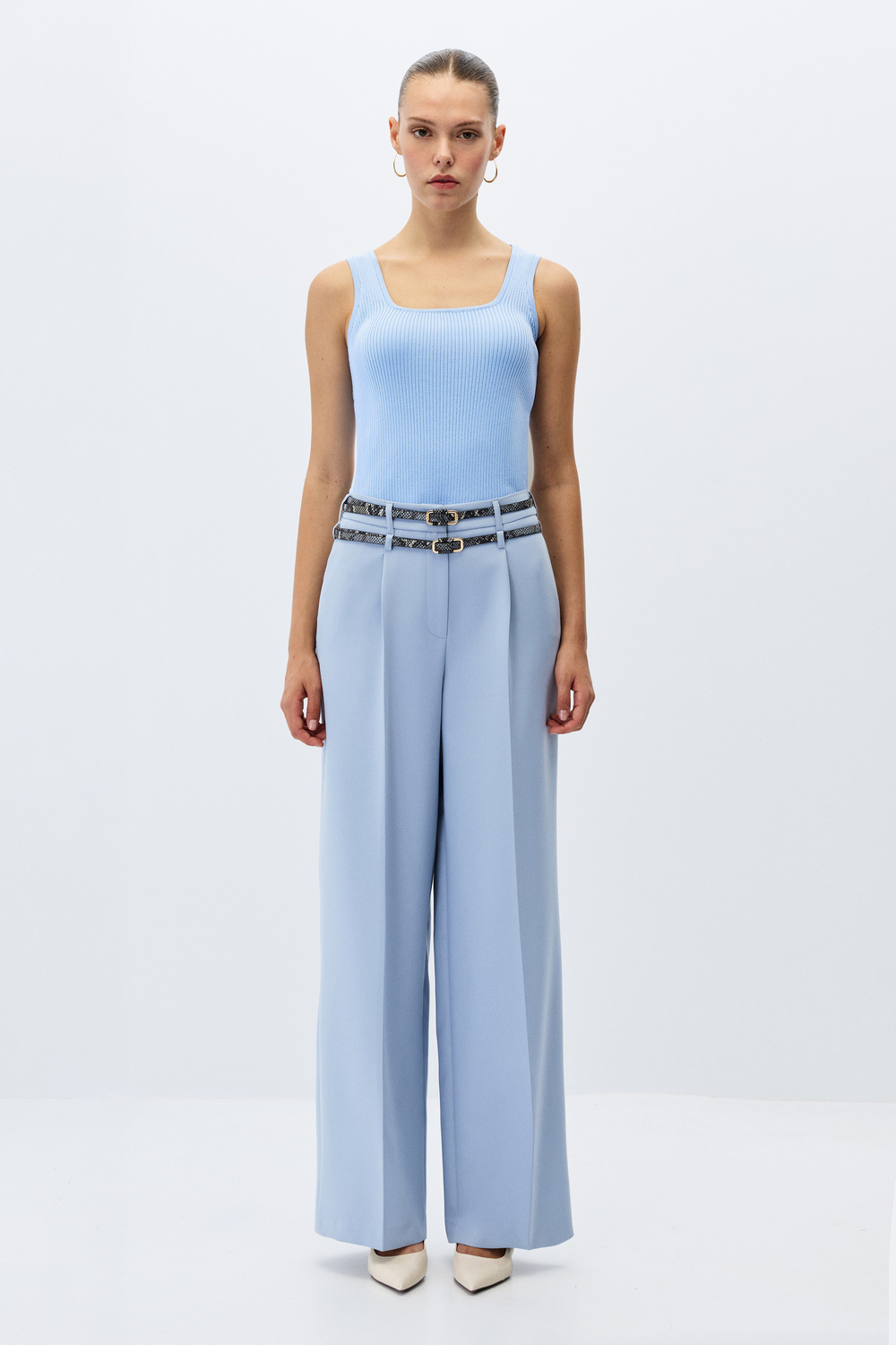 Çift kemerli pantolon