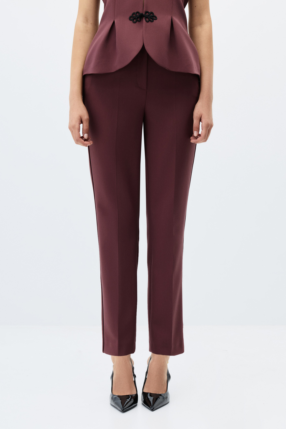Biyeli dar paça pantolon