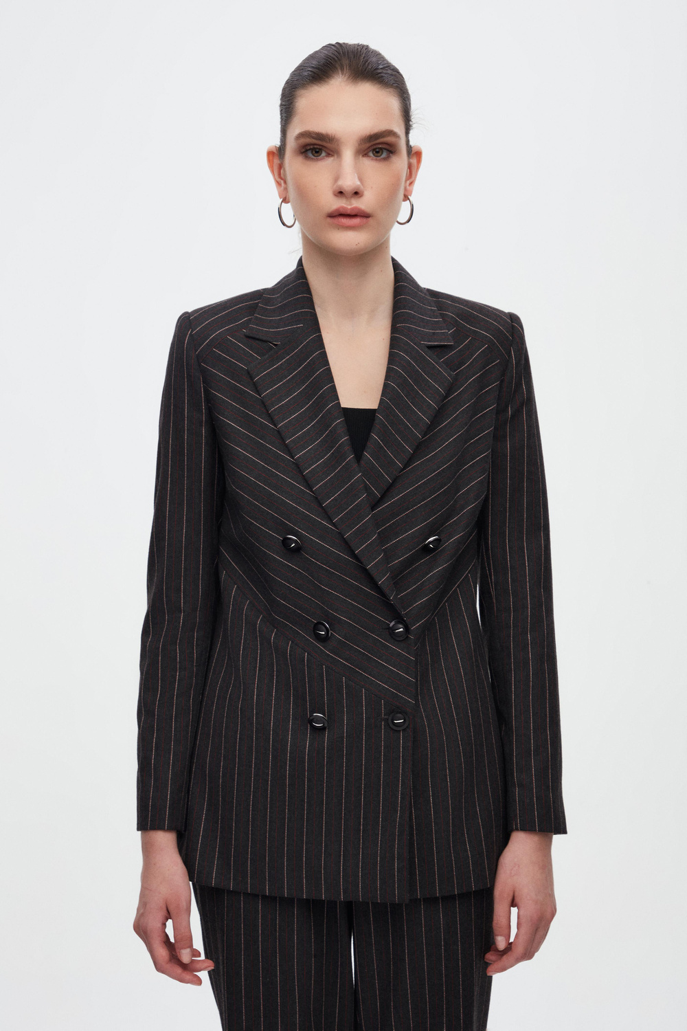 ÇİZGİLİ KRUVAZE BLAZER TAKIM